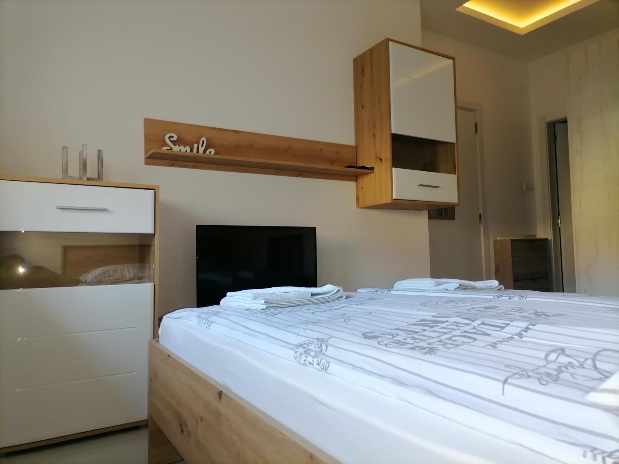 Stojanovic Apartments Nis Exterior photo